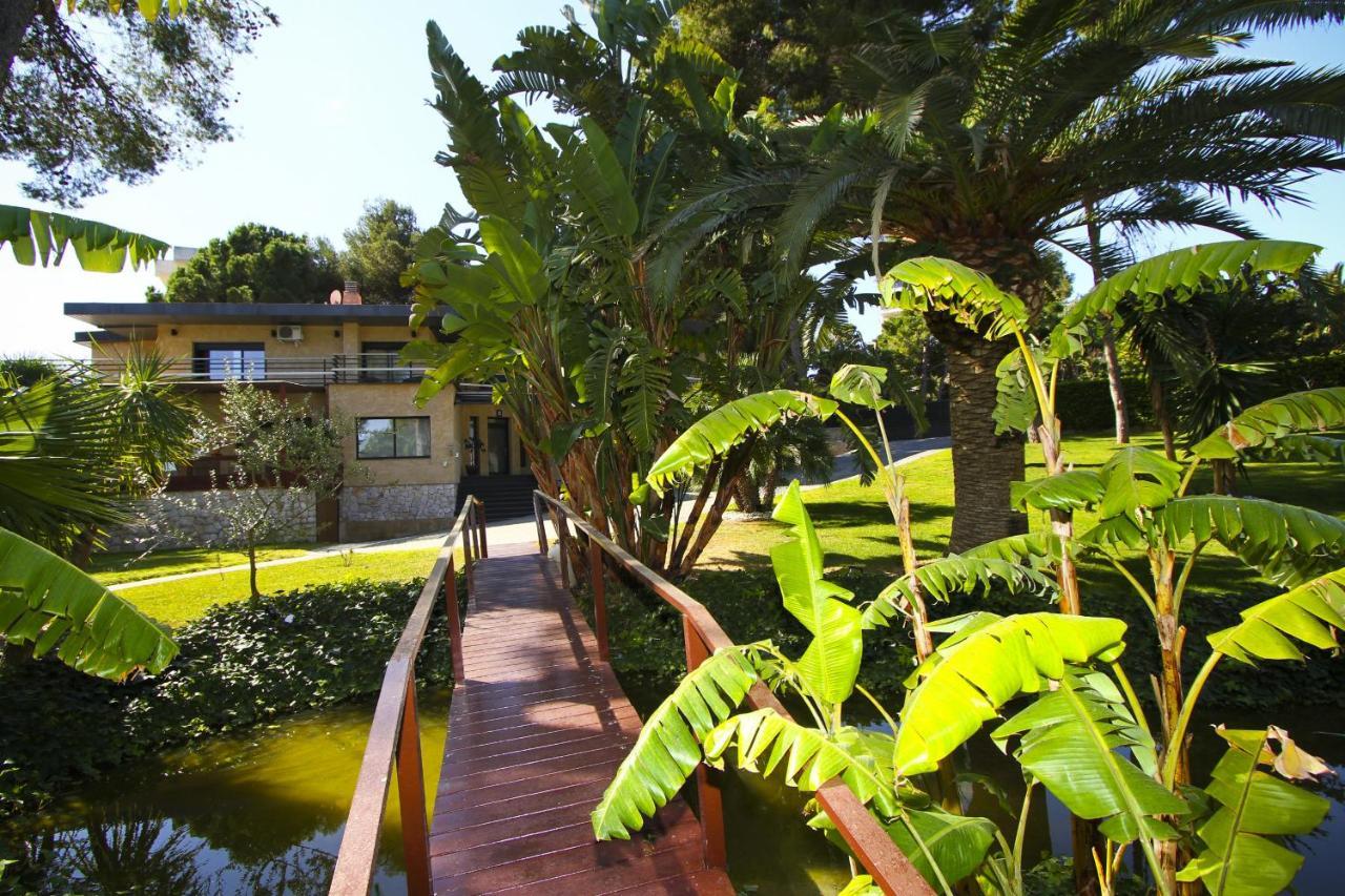 Villa Planet Salou Bagian luar foto