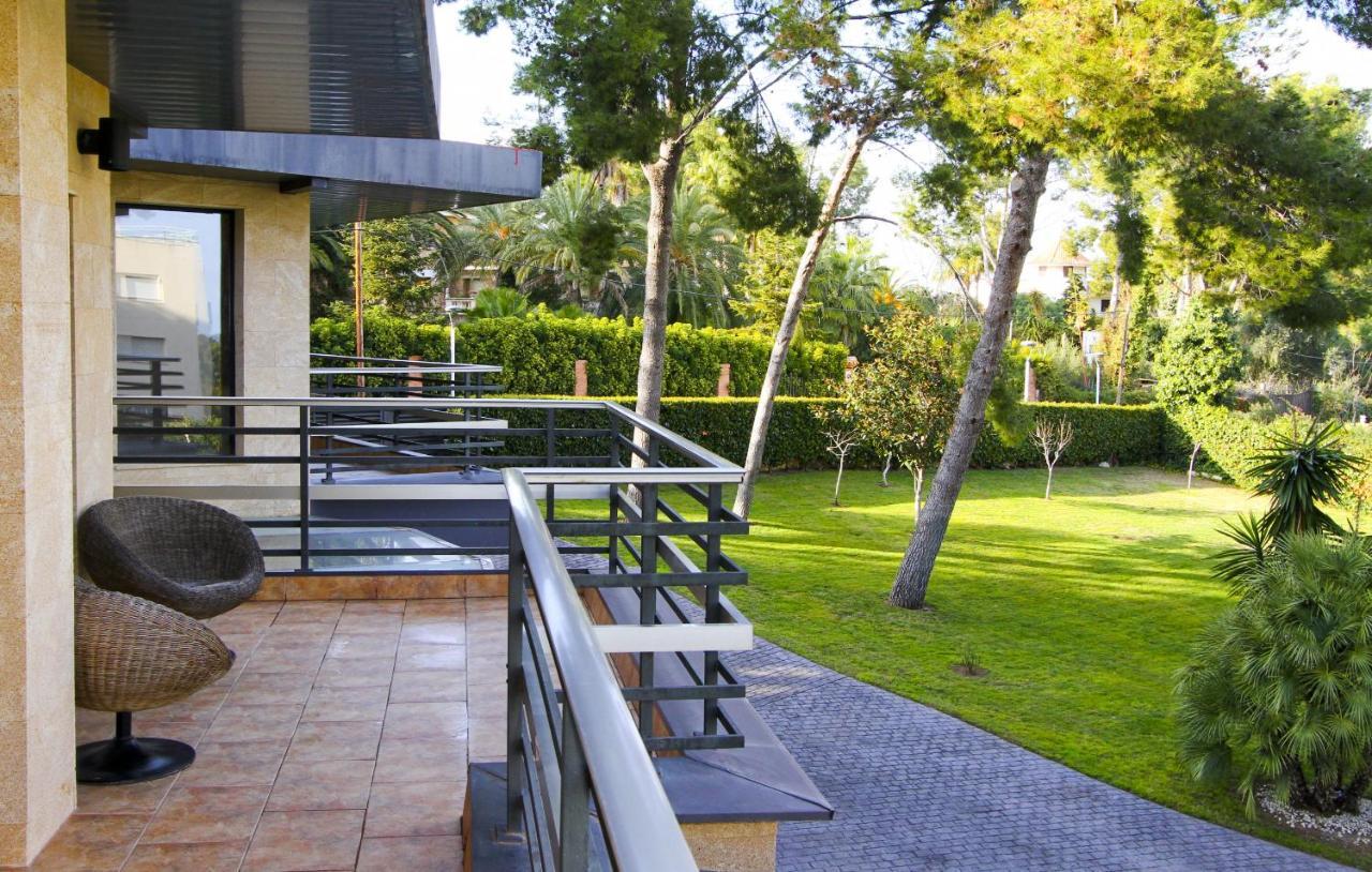 Villa Planet Salou Bagian luar foto