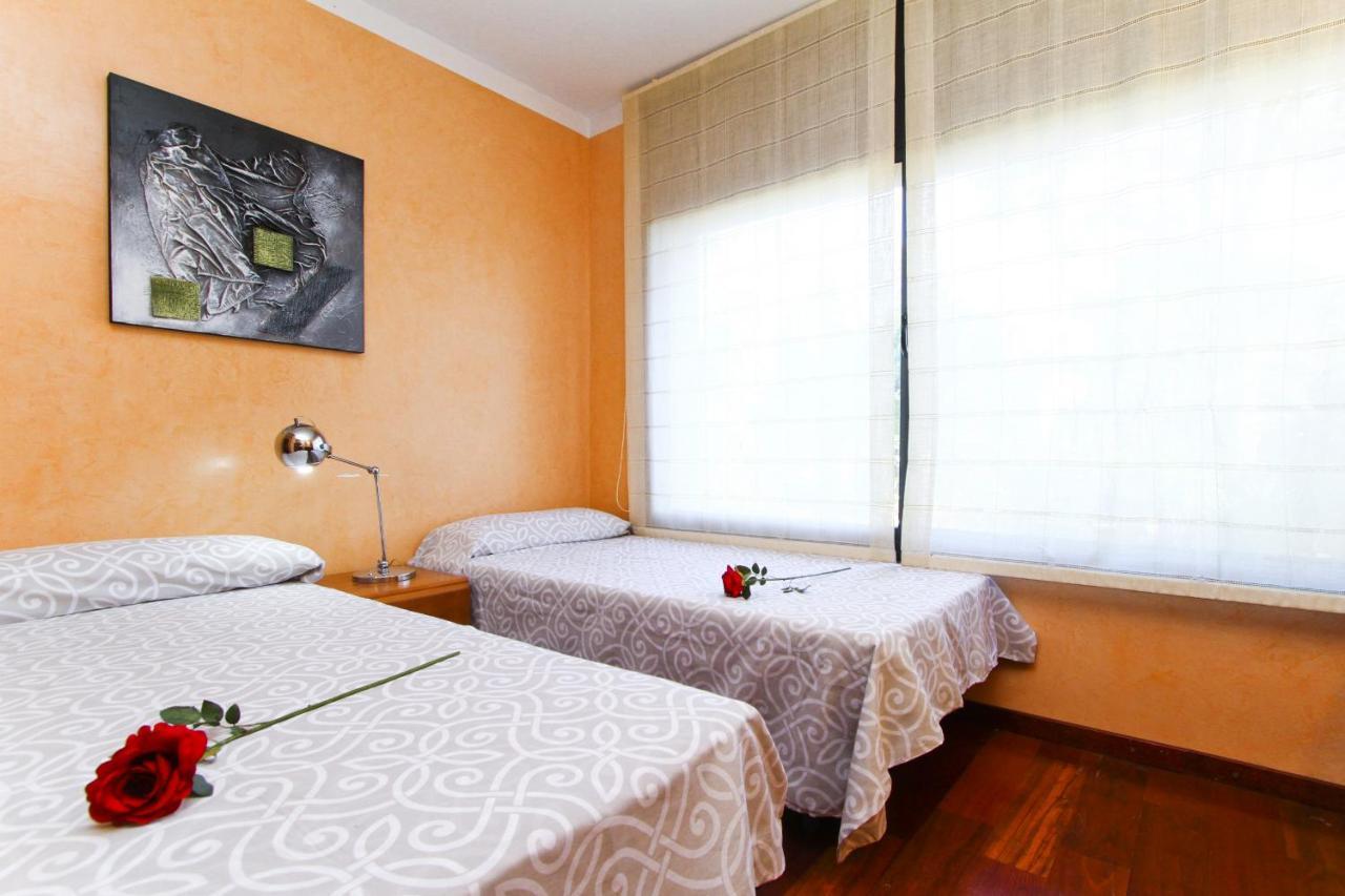 Villa Planet Salou Bagian luar foto