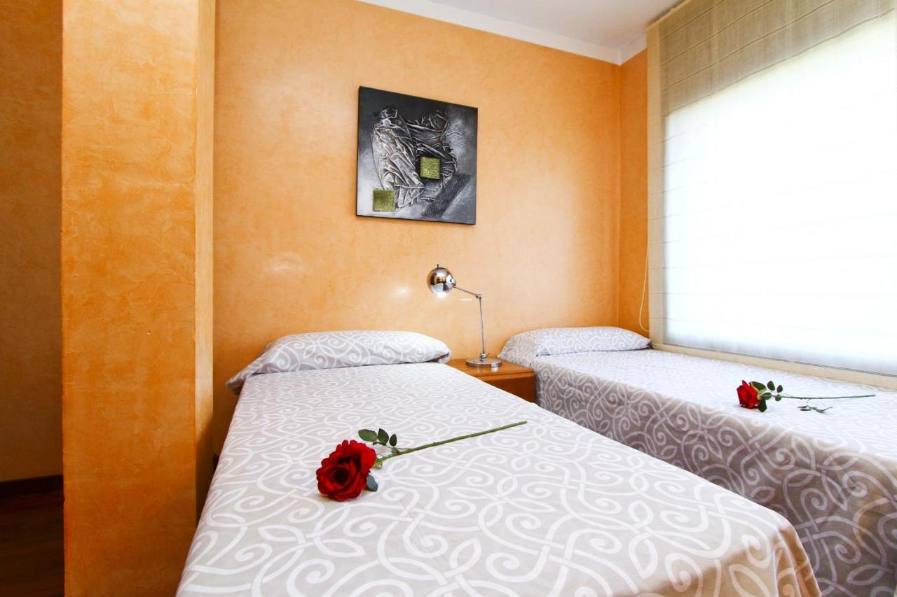 Villa Planet Salou Bagian luar foto