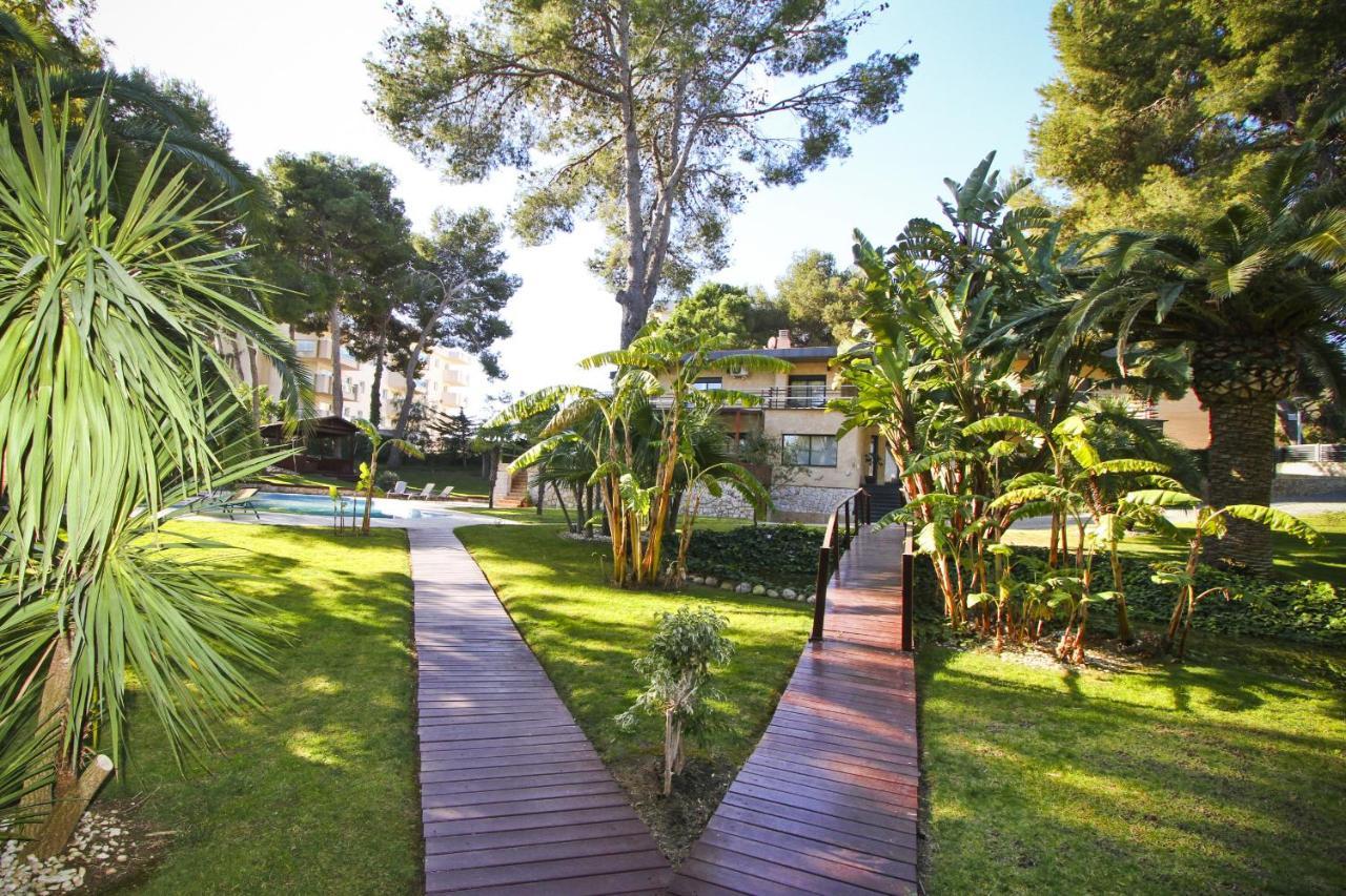 Villa Planet Salou Bagian luar foto