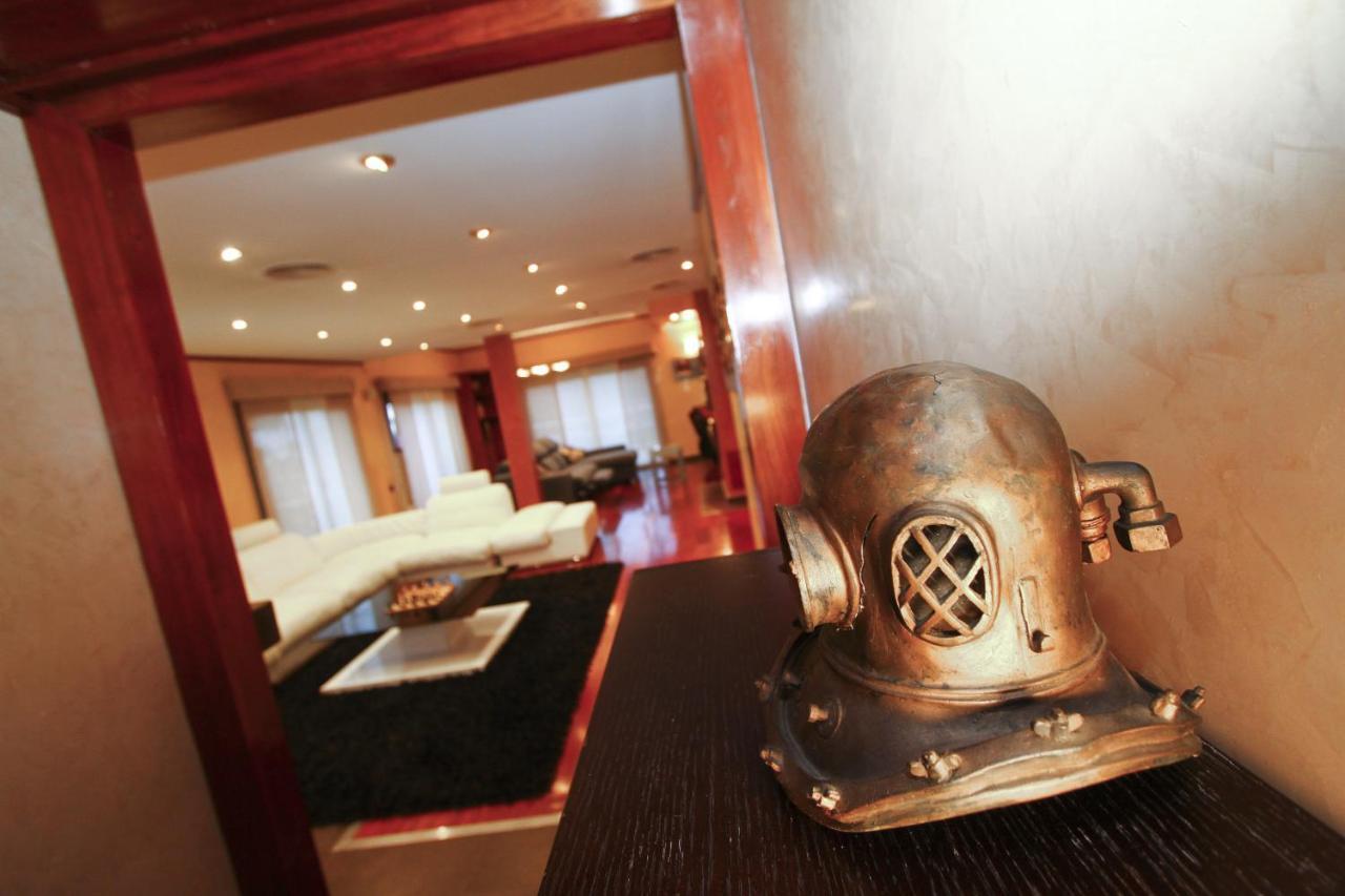 Villa Planet Salou Bagian luar foto